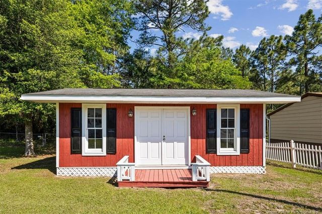321 Stone Cross Drive, Spring Lake, NC 28390