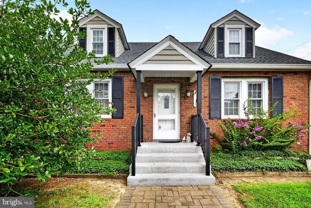136 CHAPMAN AVE, Hamilton, NJ 08610