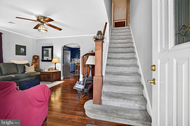 136 CHAPMAN AVE, Hamilton, NJ 08610
