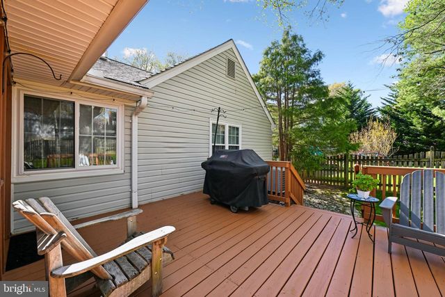 10924 ADARE DR, Fairfax, VA 22032