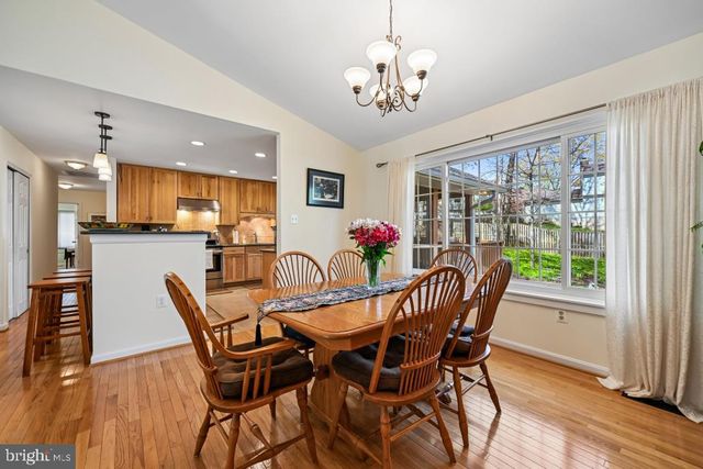 10924 ADARE DR, Fairfax, VA 22032