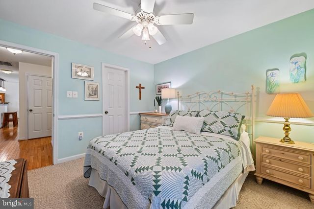 10924 ADARE DR, Fairfax, VA 22032