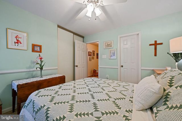10924 ADARE DR, Fairfax, VA 22032