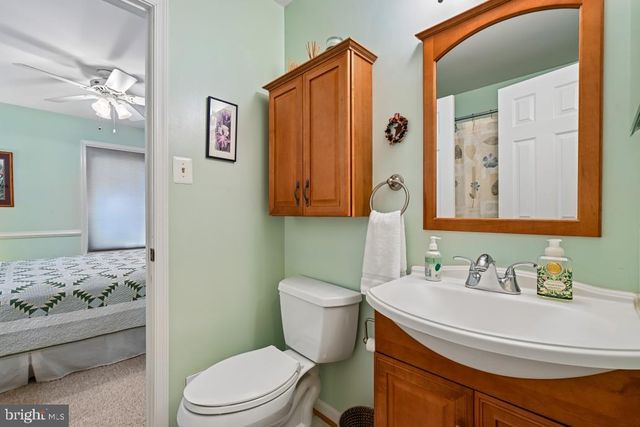 10924 ADARE DR, Fairfax, VA 22032