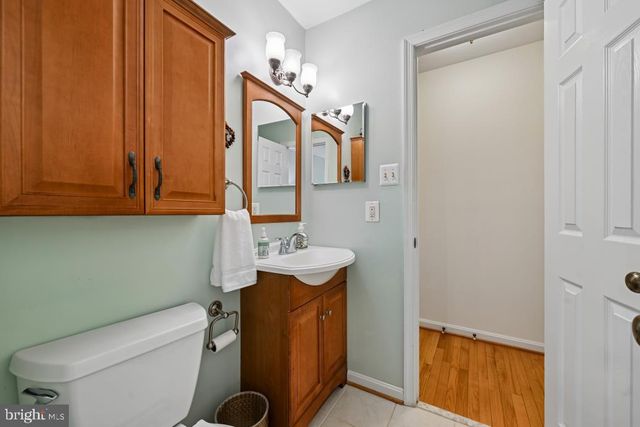 10924 ADARE DR, Fairfax, VA 22032