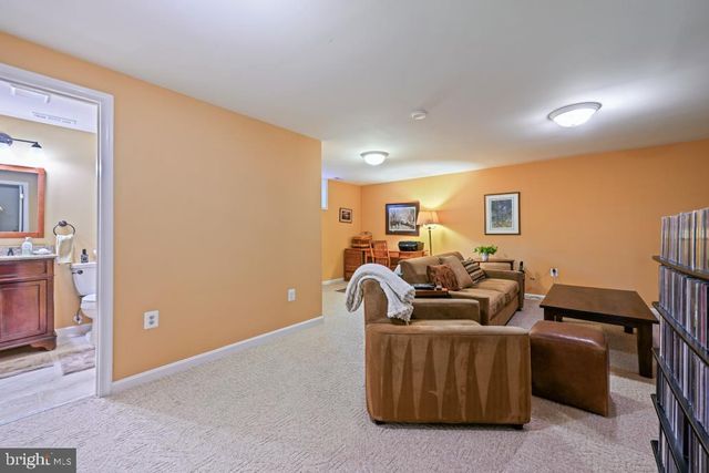 10924 ADARE DR, Fairfax, VA 22032