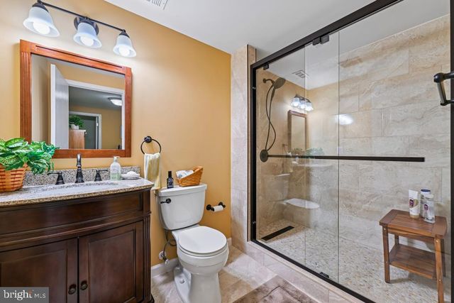10924 ADARE DR, Fairfax, VA 22032