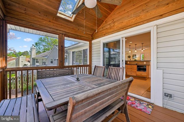 10924 ADARE DR, Fairfax, VA 22032