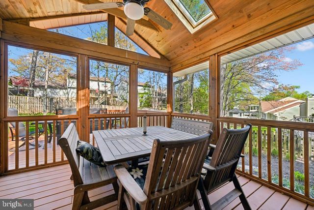 10924 ADARE DR, Fairfax, VA 22032