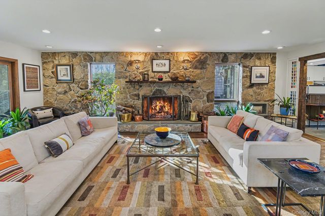 257 Kitchawan Road, South Salem, NY 10590