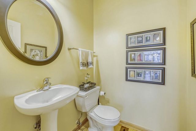 3929 Everest Lane N, Plymouth, MN 55446