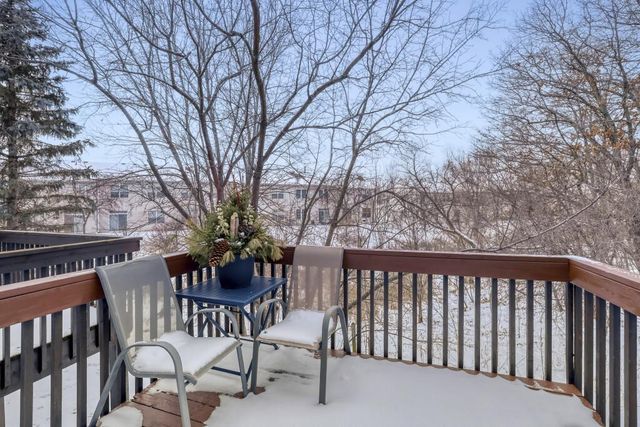 3929 Everest Lane N, Plymouth, MN 55446