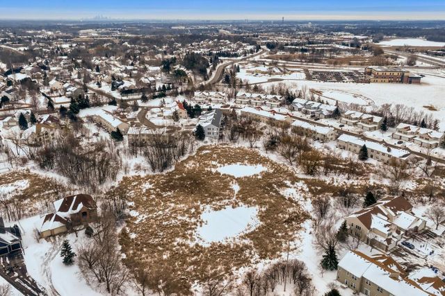 3929 Everest Lane N, Plymouth, MN 55446