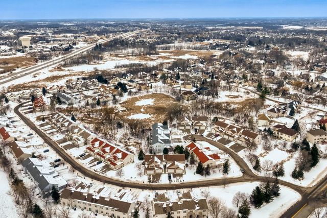 3929 Everest Lane N, Plymouth, MN 55446