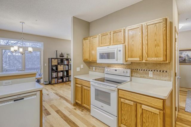 3929 Everest Lane N, Plymouth, MN 55446