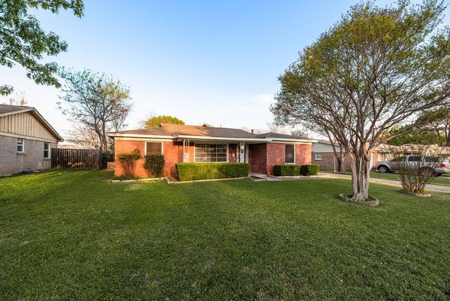 3908 Tejas Trail, Lake Worth, TX 76135