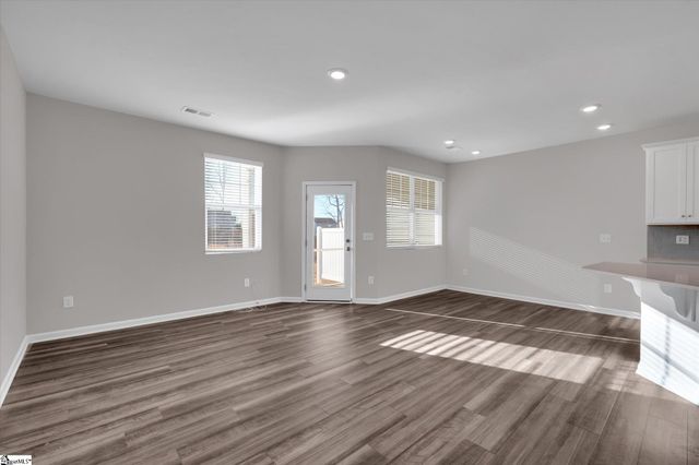 305 E Compass Way, Easley, SC 29640