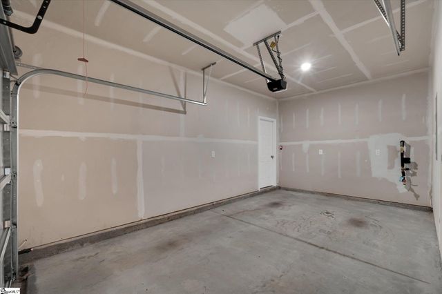 305 E Compass Way, Easley, SC 29640