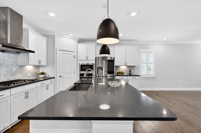 2930 Balbardie Drive, Apex, NC 27502