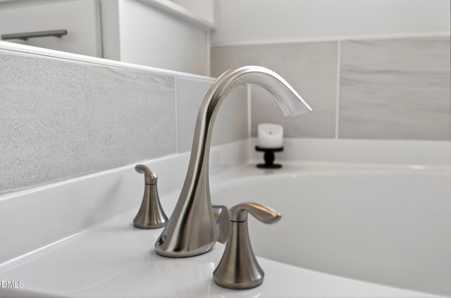 2930 Balbardie Drive, Apex, NC 27502