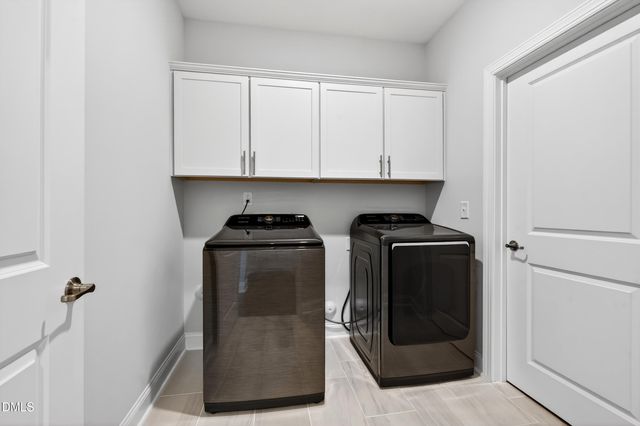 2930 Balbardie Drive, Apex, NC 27502