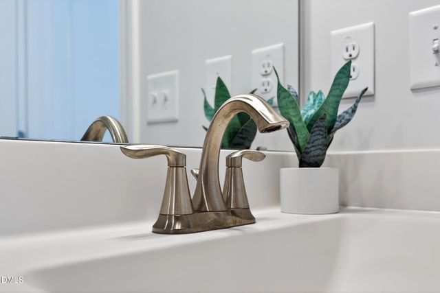 2930 Balbardie Drive, Apex, NC 27502