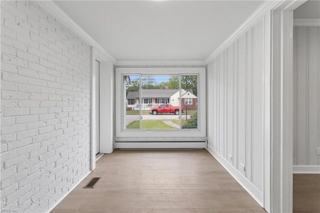 19 Magnolia PL, Hampton, VA 23669