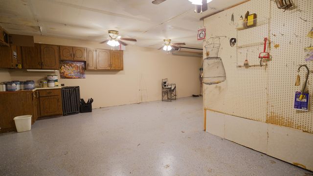 23650 S 620 Road, Wyandotte, OK 74370