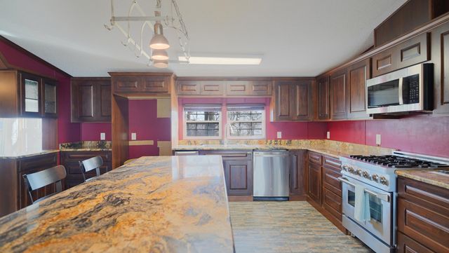 23650 S 620 Road, Wyandotte, OK 74370