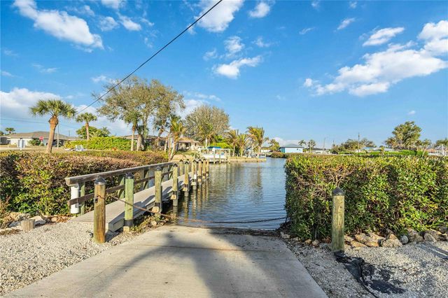 1940 GREENLAWN DRIVE, Englewood, FL 34223