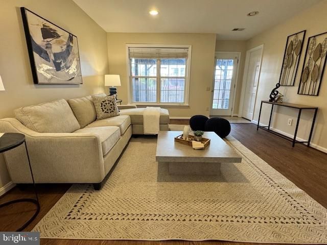 43780 TATTINGER TER, Ashburn, VA 20148