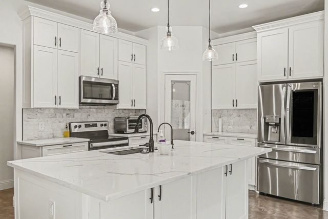 7729 Ella Young Drive, Fort Worth, TX 76135