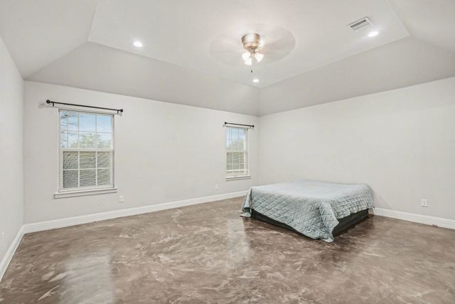 7729 Ella Young Drive, Fort Worth, TX 76135