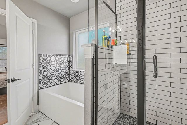 7729 Ella Young Drive, Fort Worth, TX 76135