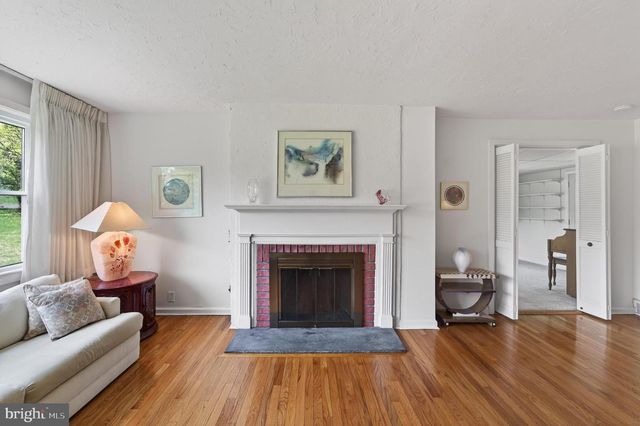 1702 PEMBERTON RD, Blue Bell, PA 19422