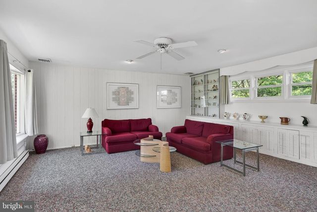1702 PEMBERTON RD, Blue Bell, PA 19422