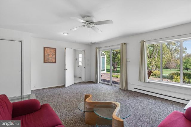 1702 PEMBERTON RD, Blue Bell, PA 19422