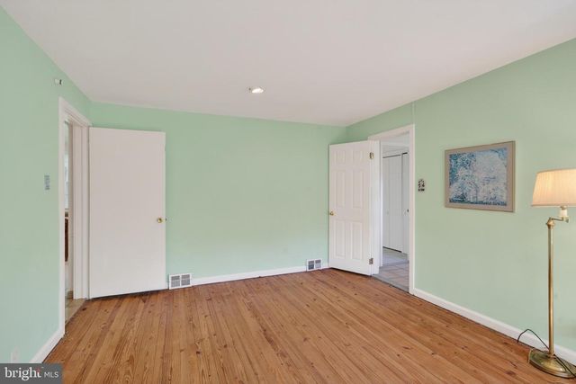 1702 PEMBERTON RD, Blue Bell, PA 19422