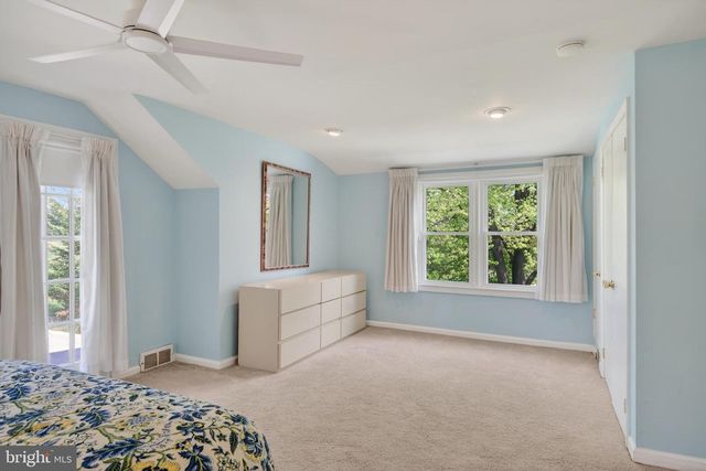 1702 PEMBERTON RD, Blue Bell, PA 19422