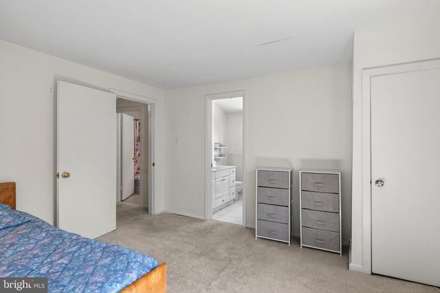 1702 PEMBERTON RD, Blue Bell, PA 19422