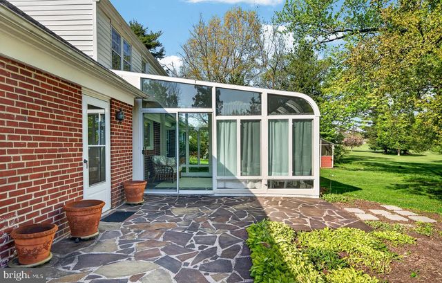 1702 PEMBERTON RD, Blue Bell, PA 19422