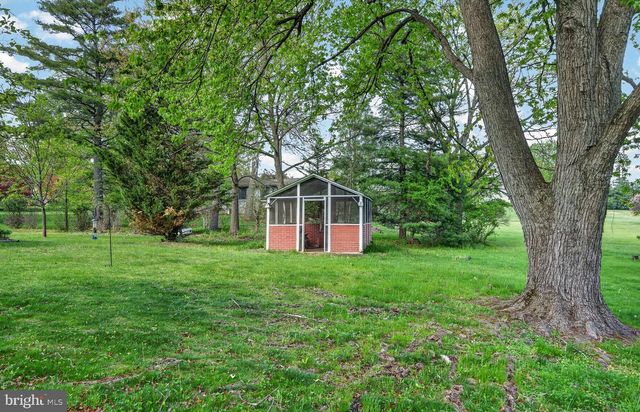 1702 PEMBERTON RD, Blue Bell, PA 19422