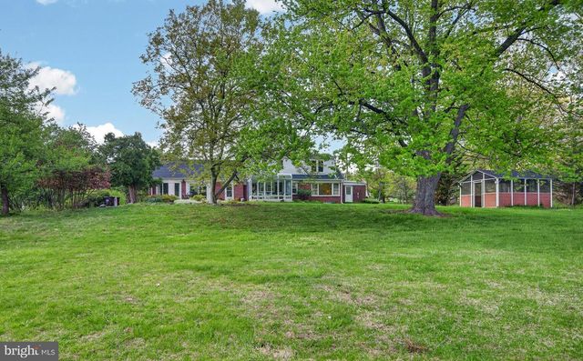 1702 PEMBERTON RD, Blue Bell, PA 19422