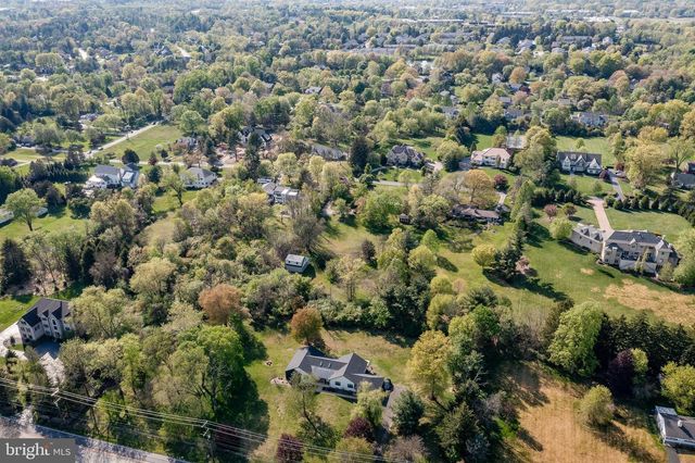 1702 PEMBERTON RD, Blue Bell, PA 19422