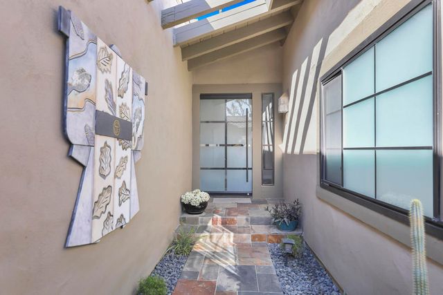 194 Green Mountain Drive, Palm Desert, CA 92211