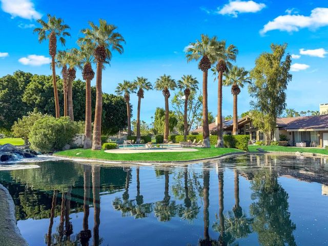 194 Green Mountain Drive, Palm Desert, CA 92211