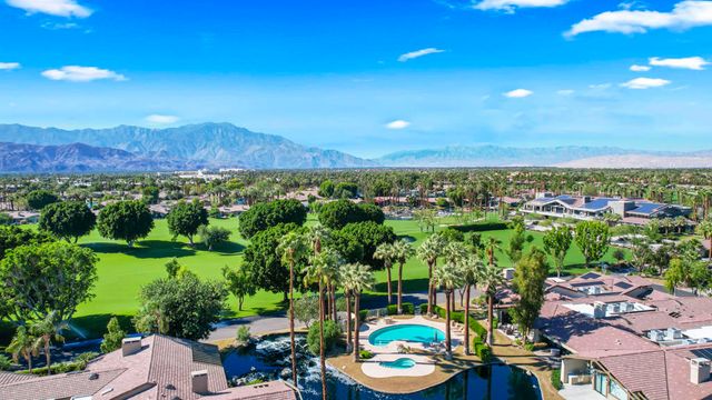 194 Green Mountain Drive, Palm Desert, CA 92211