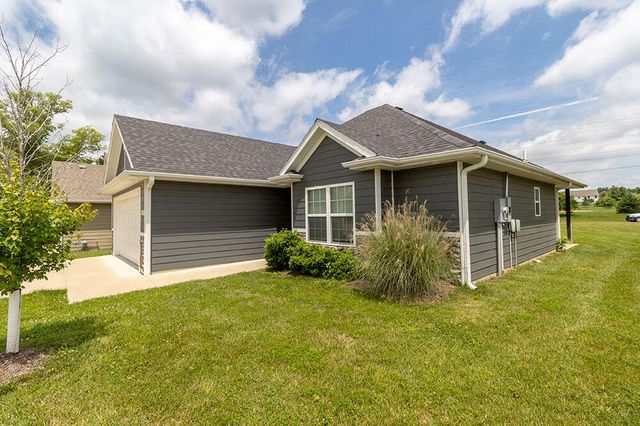 2809 AMBERWOOD CT, Columbia, MO 65203