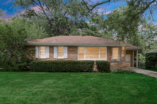 308 Maple Street, Glen Ellyn, IL 60137