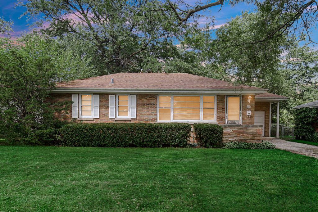 308 Maple Street, Glen Ellyn, IL 60137